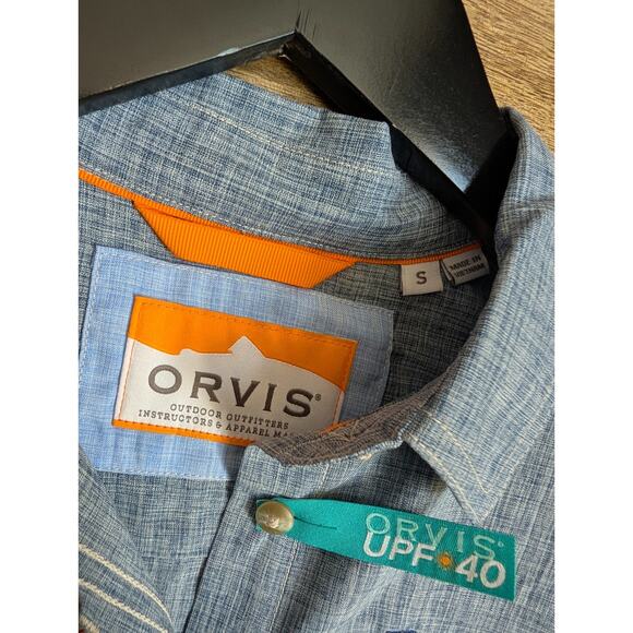 Orvis Work Shirt Women's S Blue Tech Chambray Outdoor Performance Button-Up NWT - Picture 3 of 4
